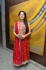 Juhi Chawla at Durga jasraj_s daughter Avani_s wedding reception with Puneet in Mumbai on 16th Dec 2012 (55).JPG